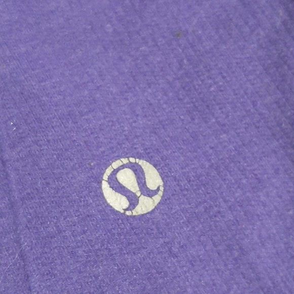 Lululemon crops - Picture 3 of 3